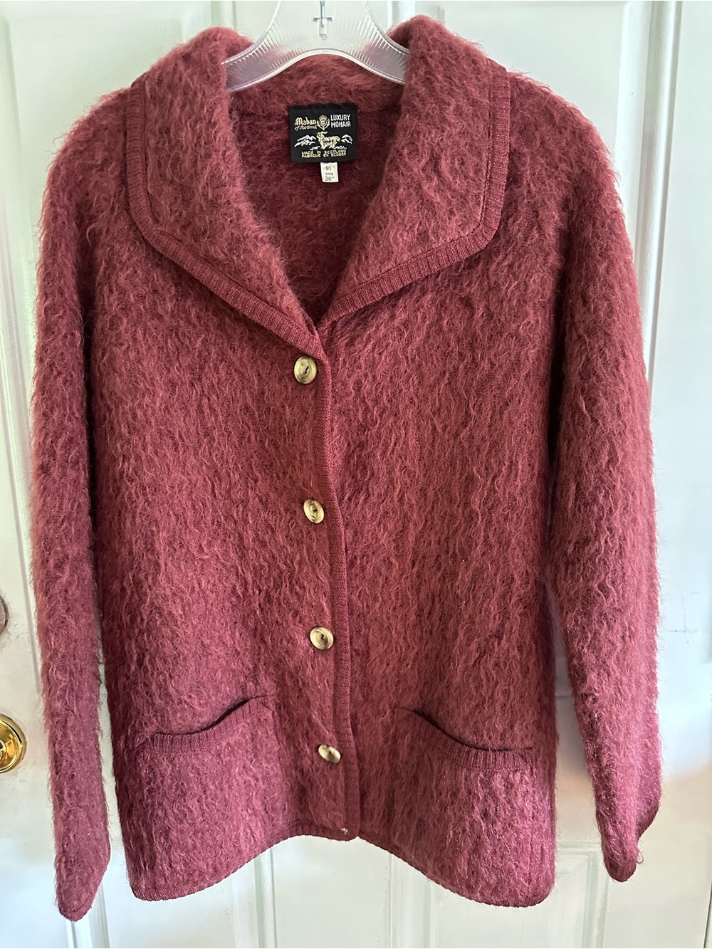 Scotland Luxury Mohair Cardigan SZ 36 Mauve color Excellent vintage piece! - Picture 3 of 7